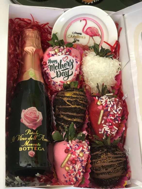 Mom Day Berry Box